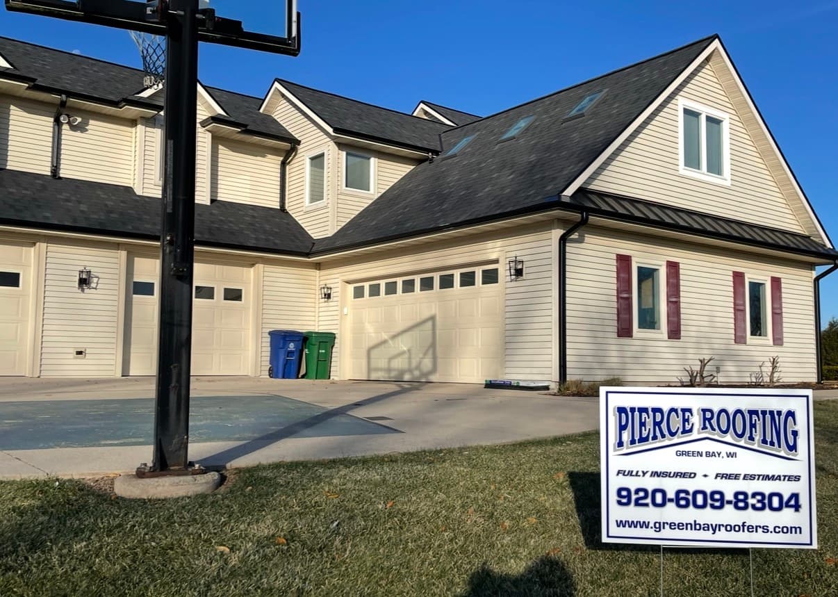 Roofing contractor serving Dyckesville Brown County Wisconsin