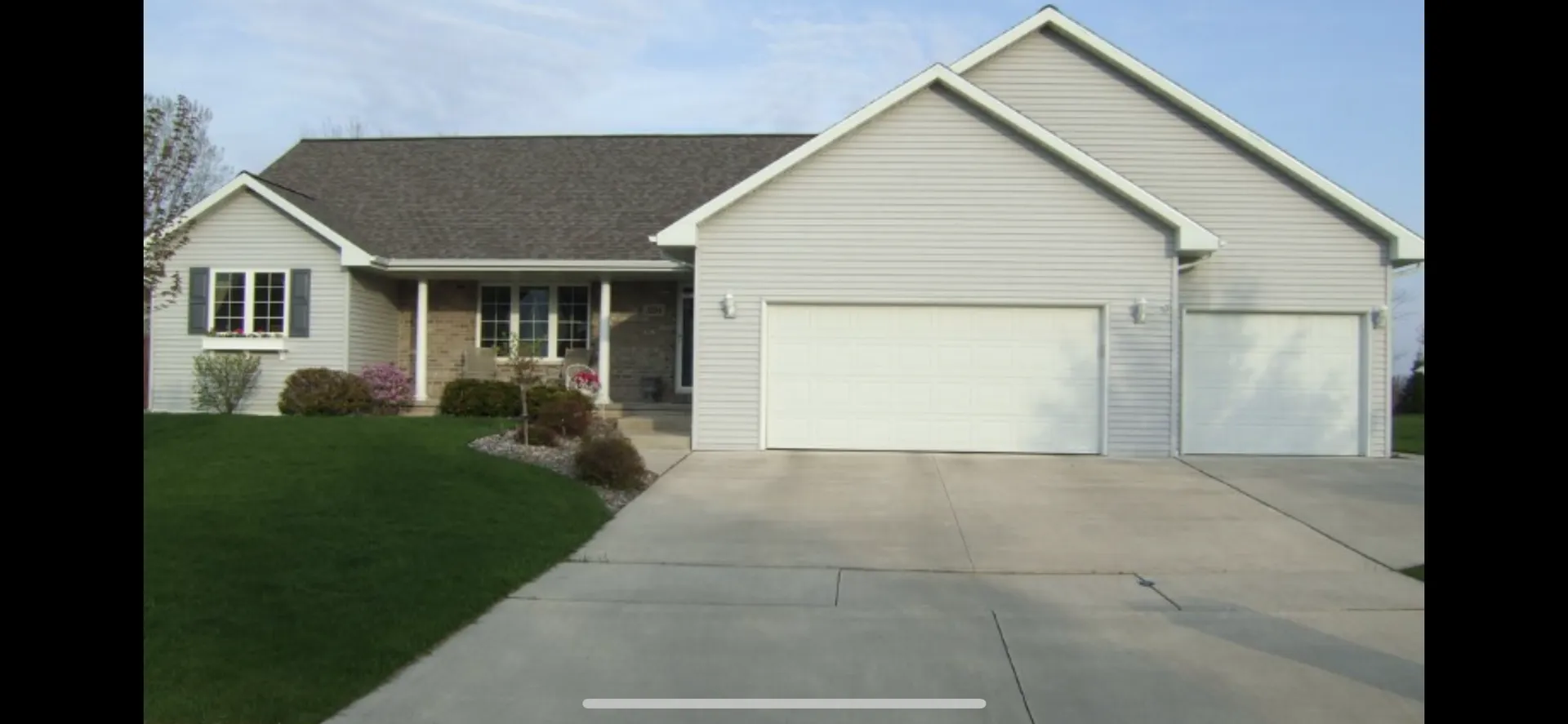 Roofing contractor serving Kaukauna Outagamie County Wisconsin