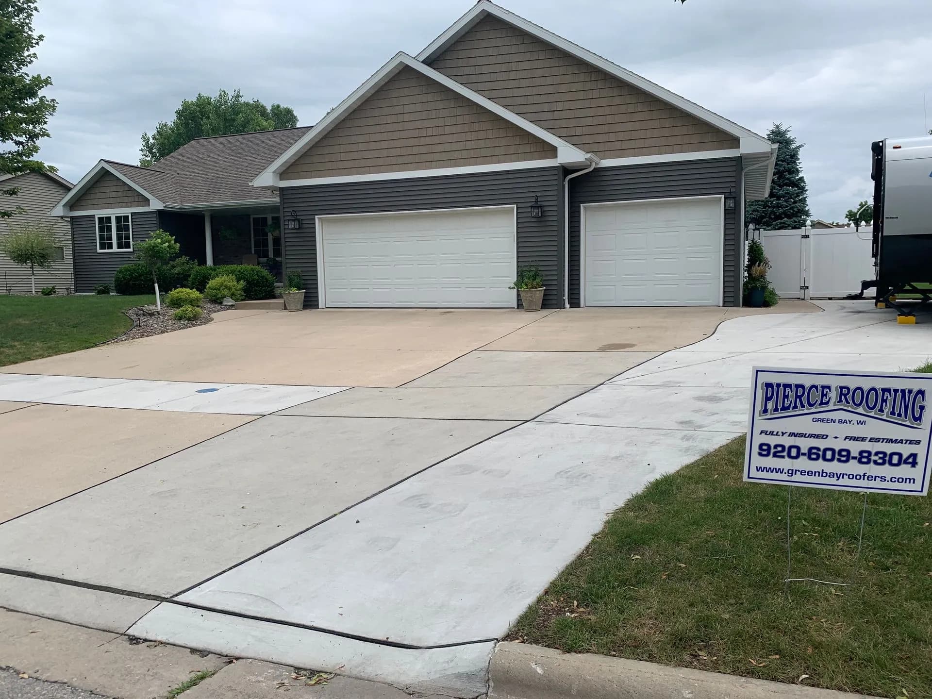 Roofing contractor serving Ledgeview Brown County Wisconsin
