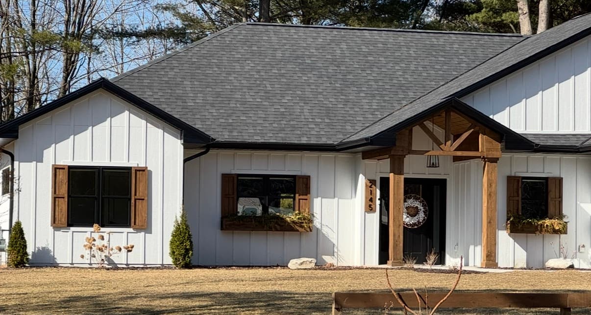 Roofing contractor serving Menasha Winnebago County Wisconsin