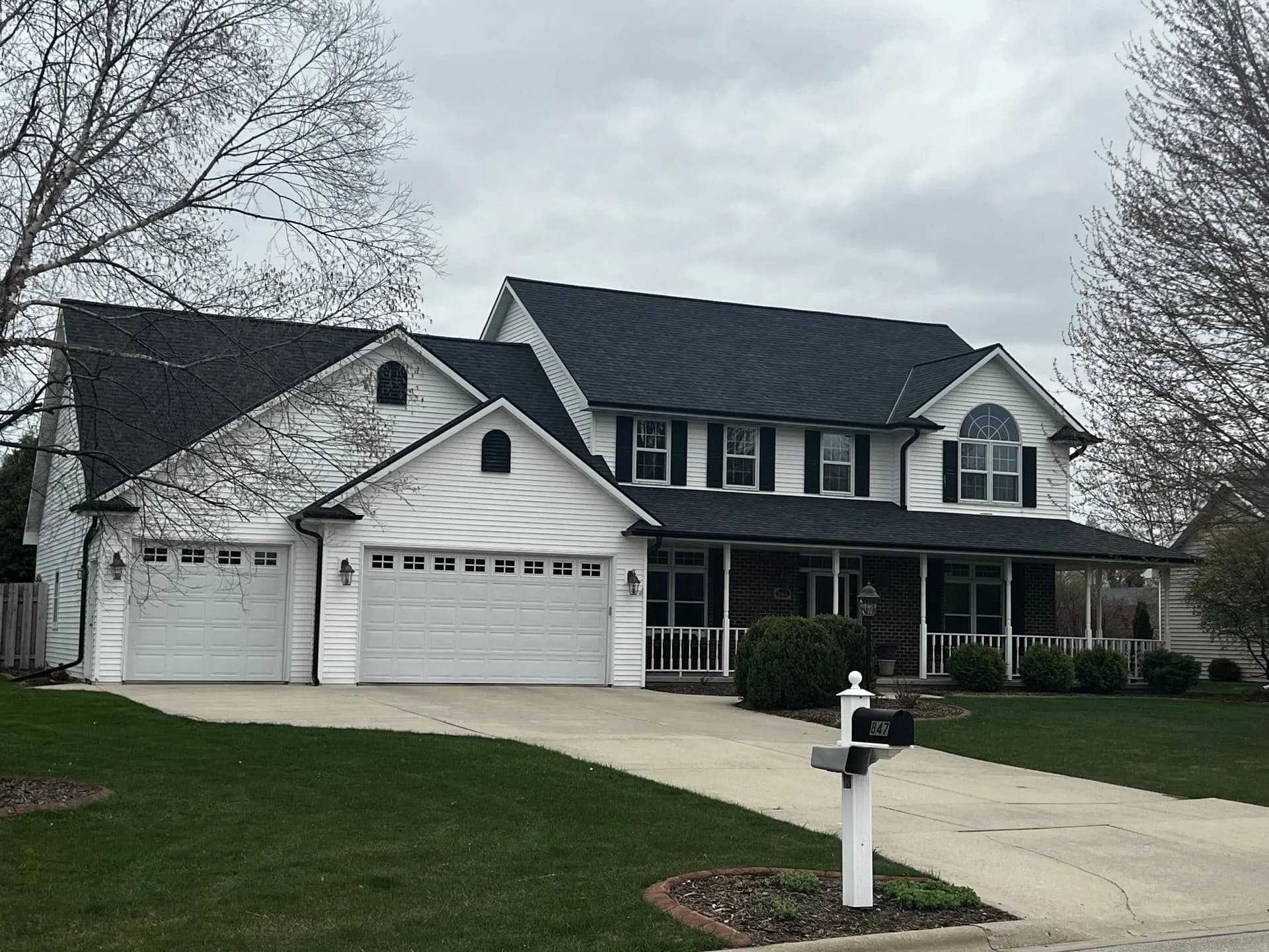 Roofing contractor serving Greenleaf Brown County Wisconsin